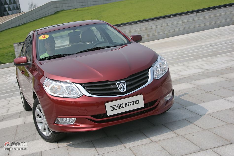 宝骏630 1.5L手动精英型外观