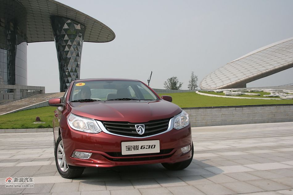 宝骏630 1.5L手动精英型外观
