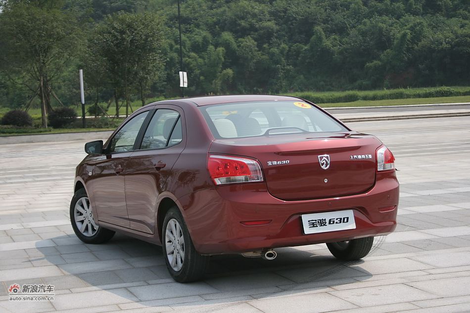 宝骏630 1.5L手动精英型外观