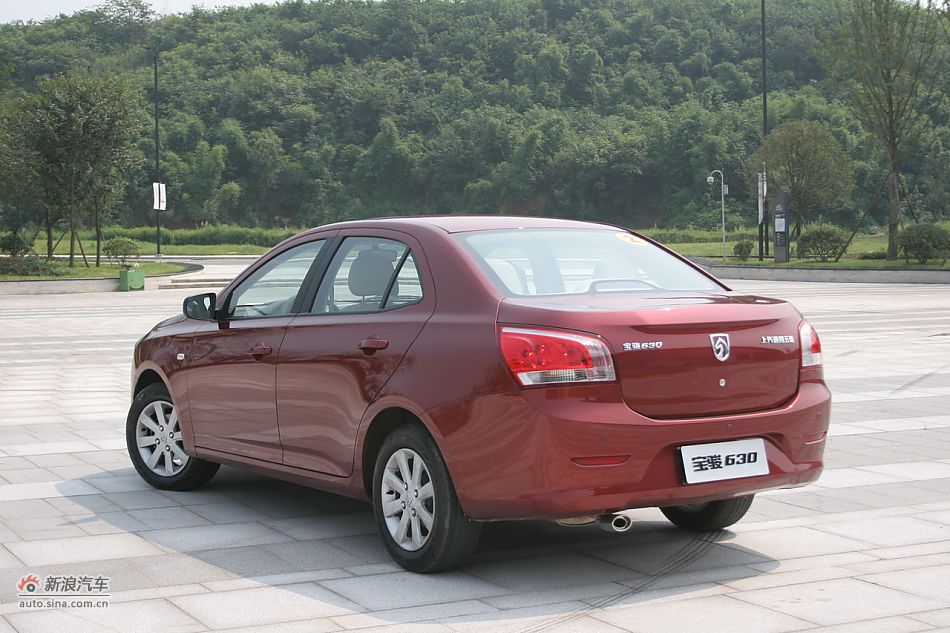 宝骏630 1.5L手动精英型外观