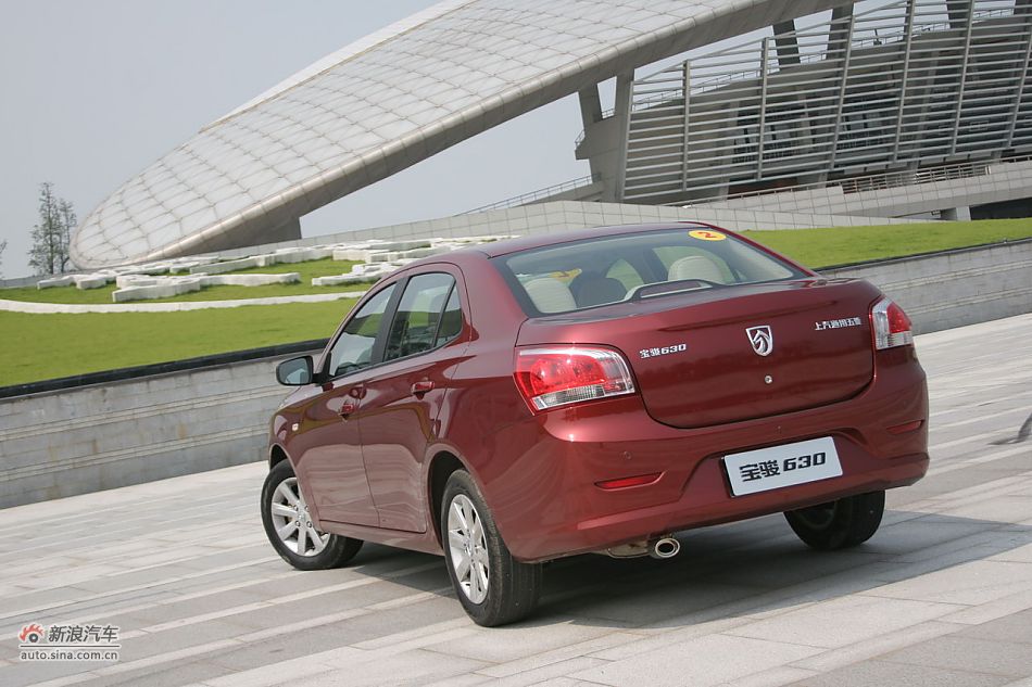 宝骏630 1.5L手动精英型外观