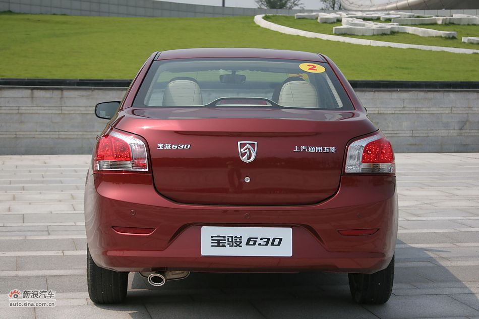 宝骏630 1.5L手动精英型外观