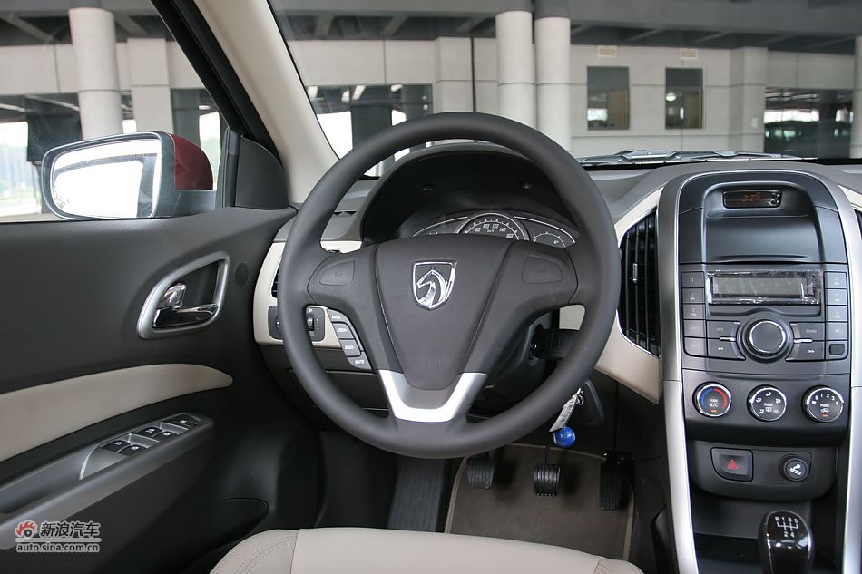 宝骏630 1.5L手动精英型内饰