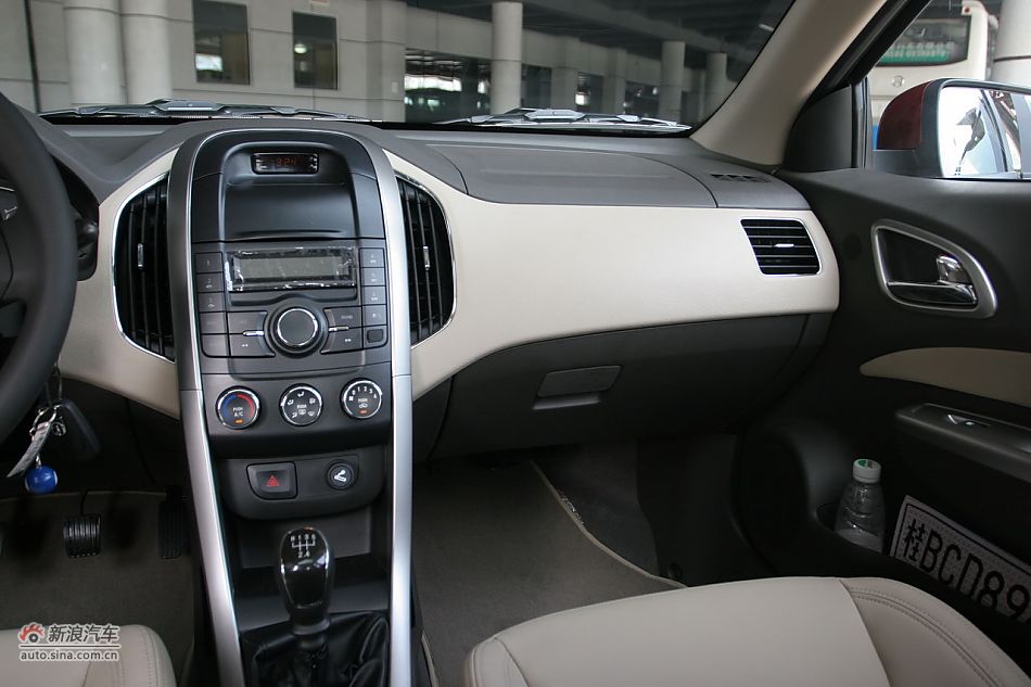 宝骏630 1.5L手动精英型内饰