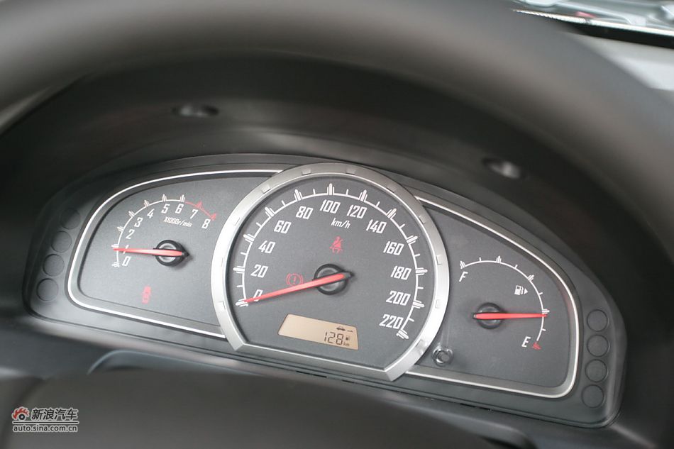 宝骏630 1.5L手动精英型内饰