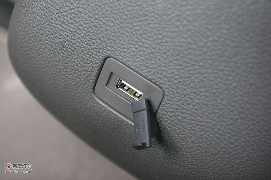 宝骏630 1.5L手动精英型内饰