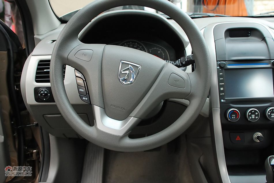 宝骏630内饰
