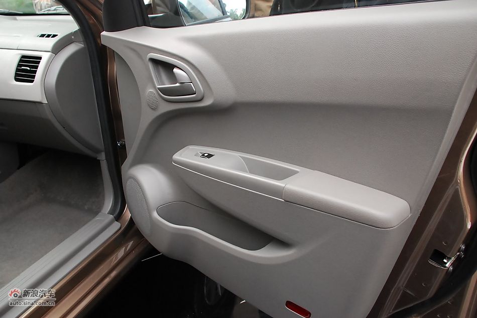 宝骏630内饰