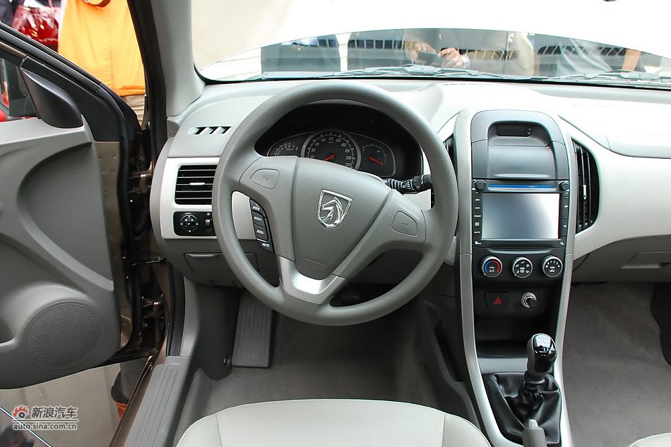 宝骏630内饰