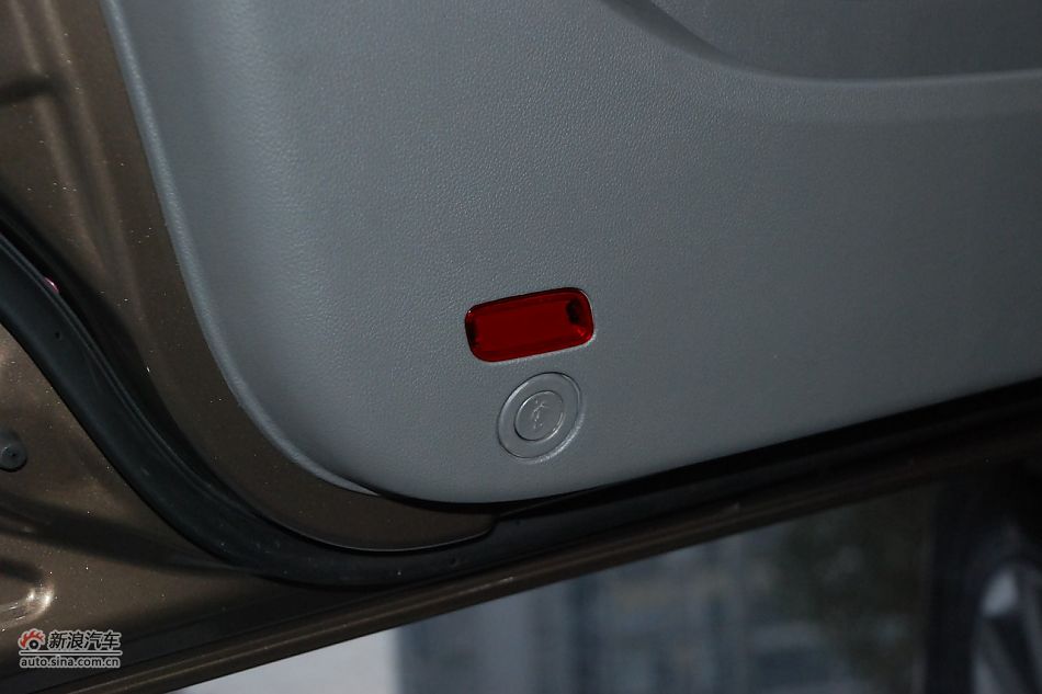 宝骏630内饰