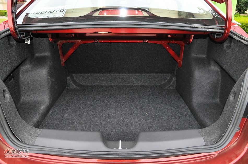 2011款宝骏630
