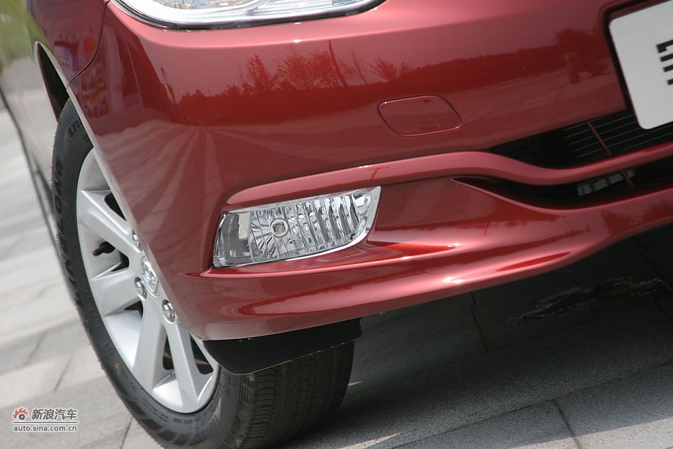 宝骏630 1.5L手动精英型外观细节