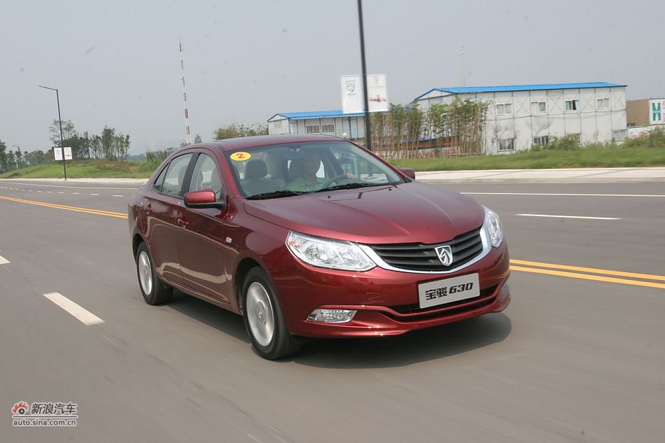 宝骏630 1.5L手动精英型动态