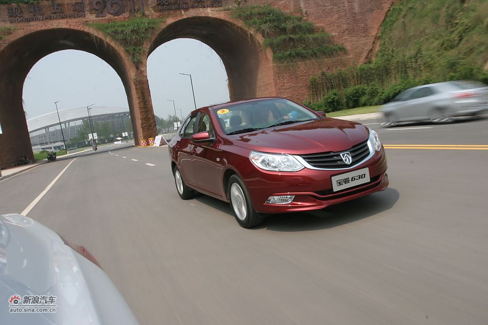 宝骏630 1.5L手动精英型动态
