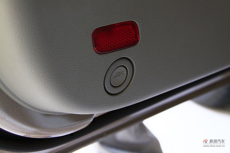 上汽通用五菱宝骏630