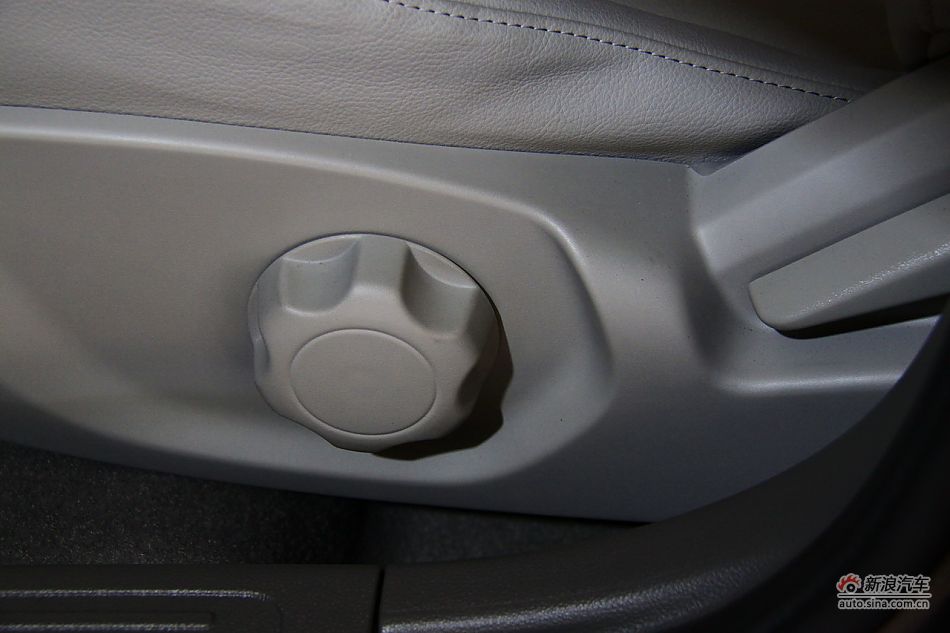 上汽通用五菱宝骏630