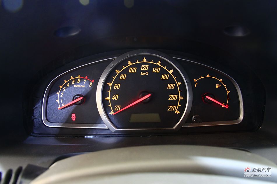 上汽通用五菱宝骏630