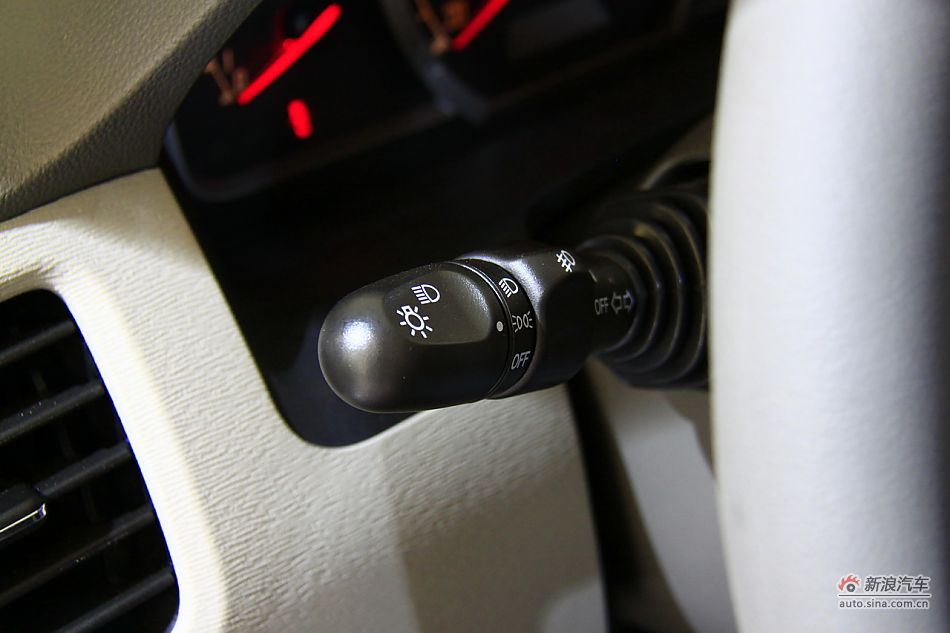 上汽通用五菱宝骏630