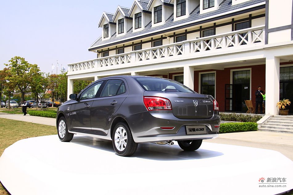 上汽通用五菱宝骏630