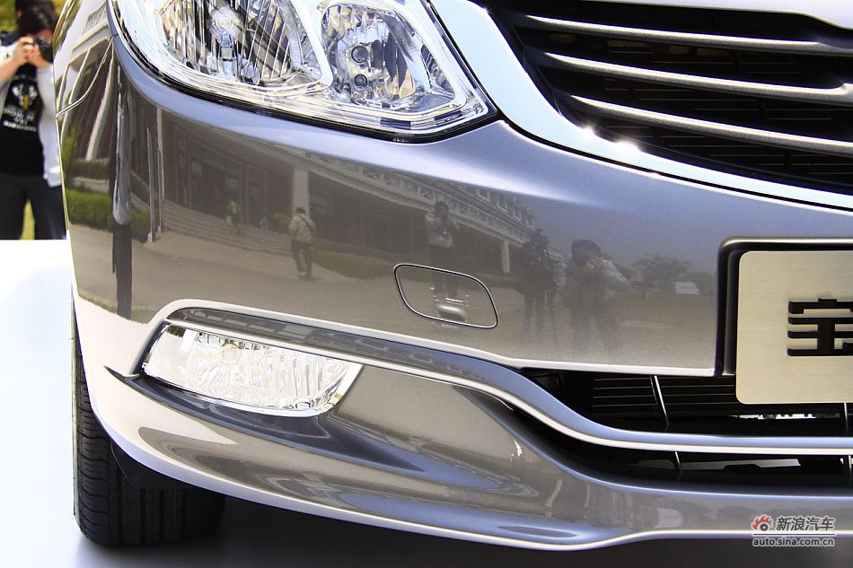 上汽通用五菱宝骏630