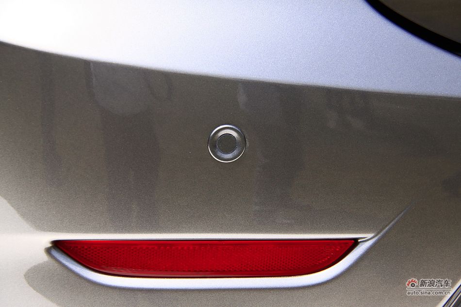 上汽通用五菱宝骏630