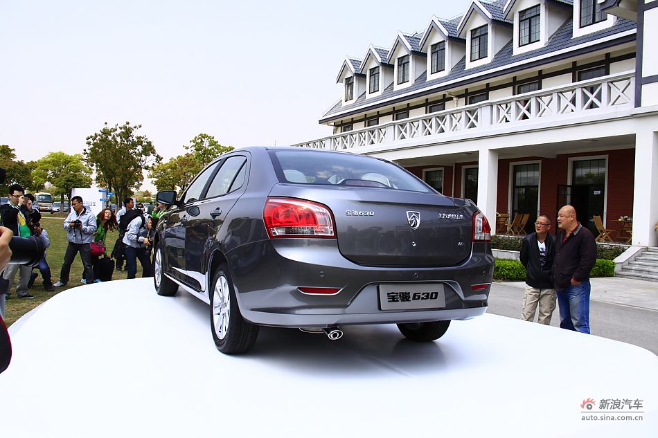 上汽通用五菱宝骏630
