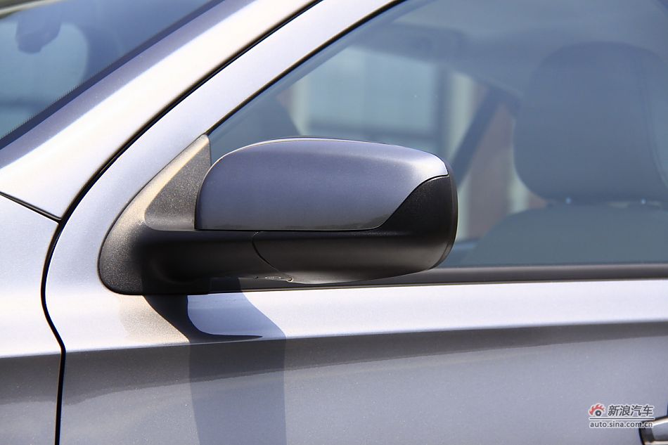 上汽通用五菱宝骏630