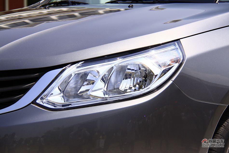 上汽通用五菱宝骏630