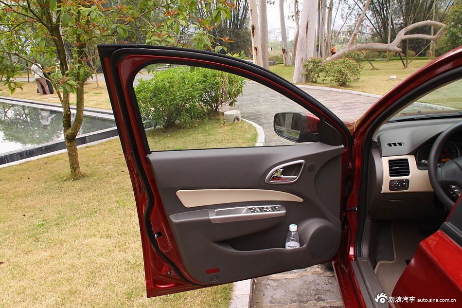 2012款宝骏630自动档