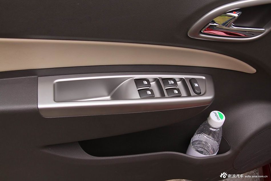 2012款宝骏630自动档