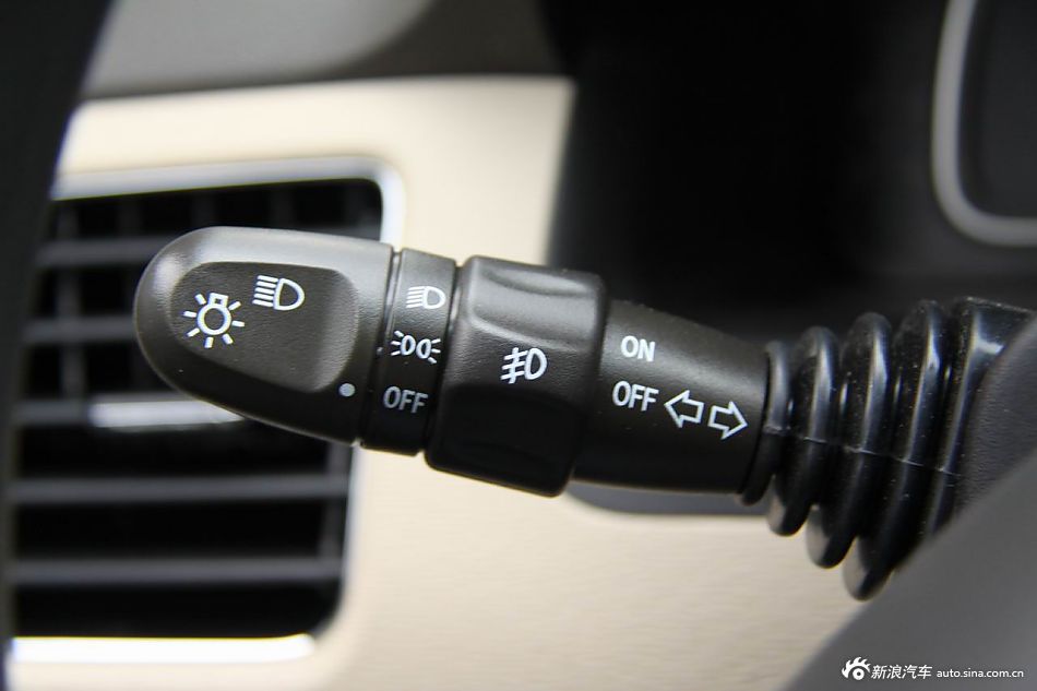 2012款宝骏630自动档