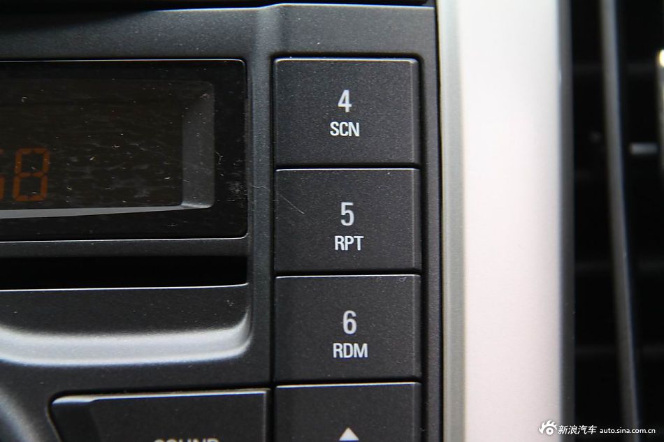 2012款宝骏630自动档