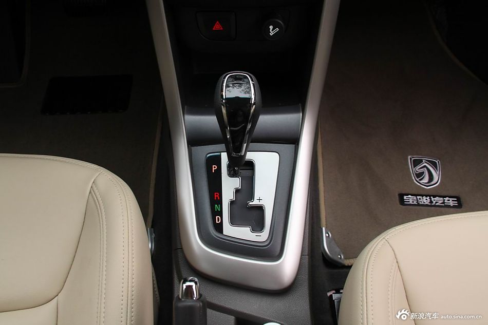 2012款宝骏630自动档