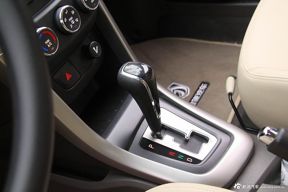 2012款宝骏630自动档