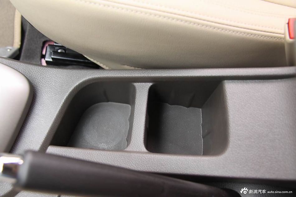 2012款宝骏630自动档