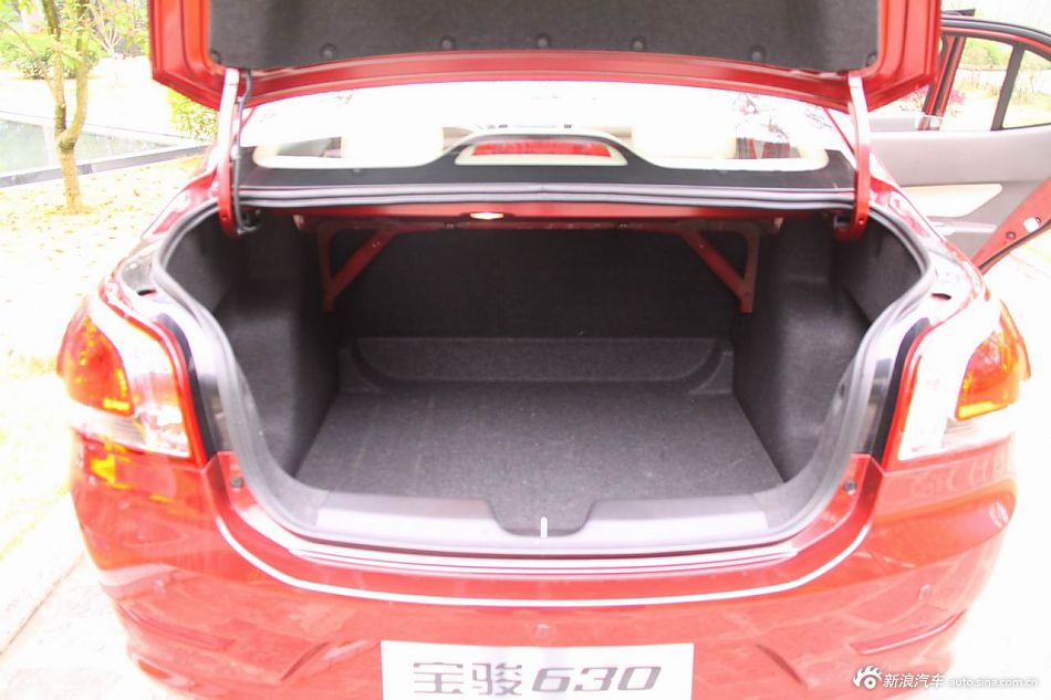 2012款宝骏630自动档