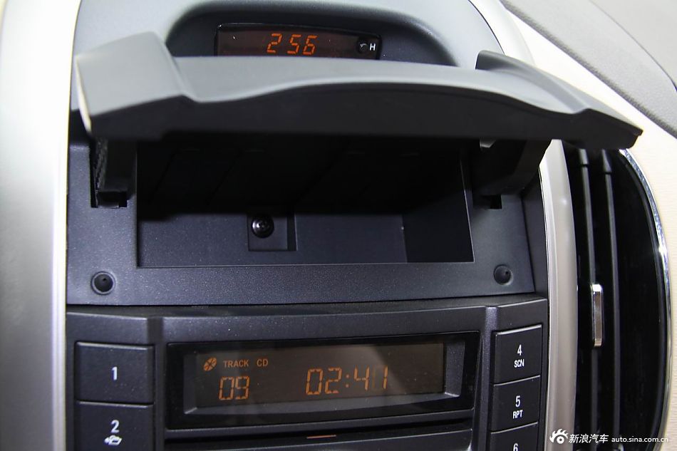 2012款宝骏630自动档