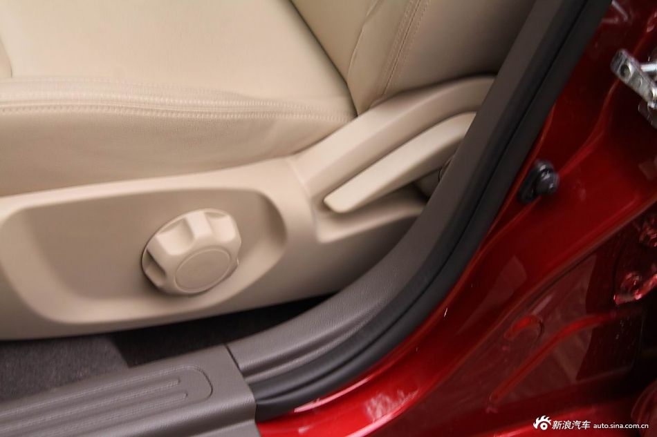 2012款宝骏630自动档