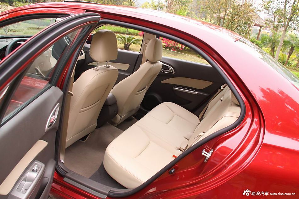 2012款宝骏630自动档