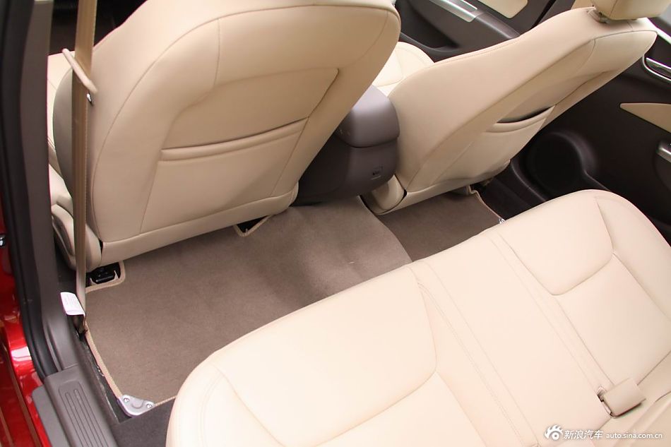 2012款宝骏630自动档