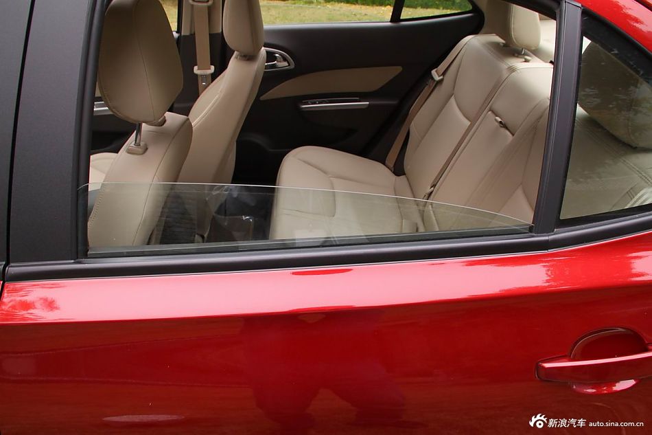 2012款宝骏630自动档