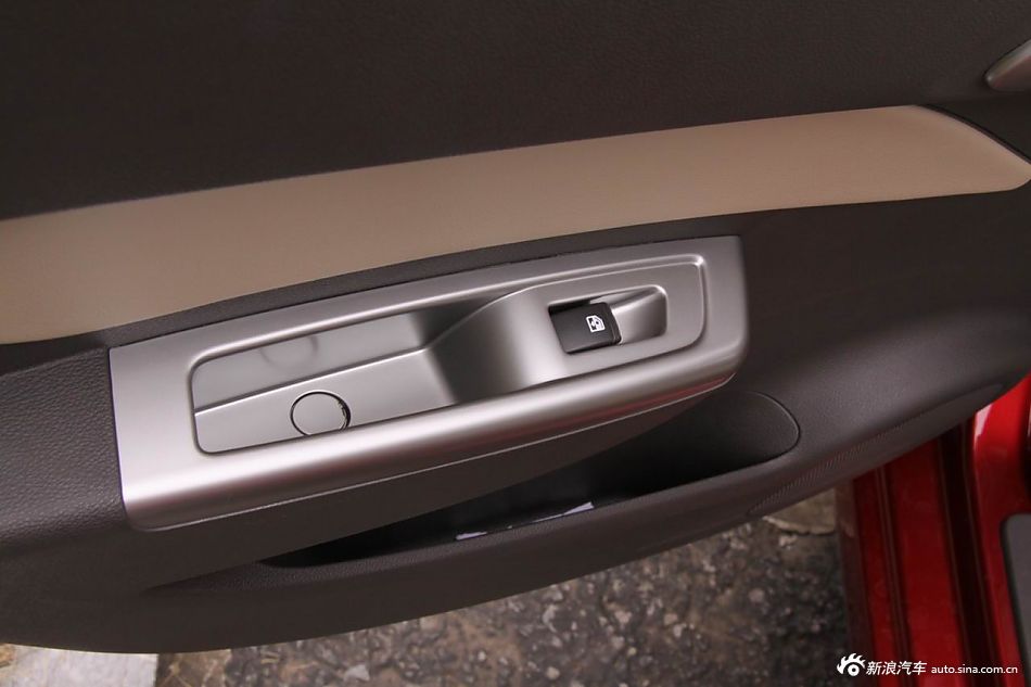 2012款宝骏630自动档