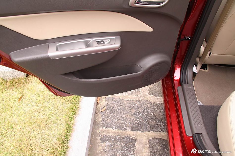 2012款宝骏630自动档