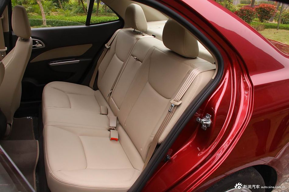 2012款宝骏630自动档