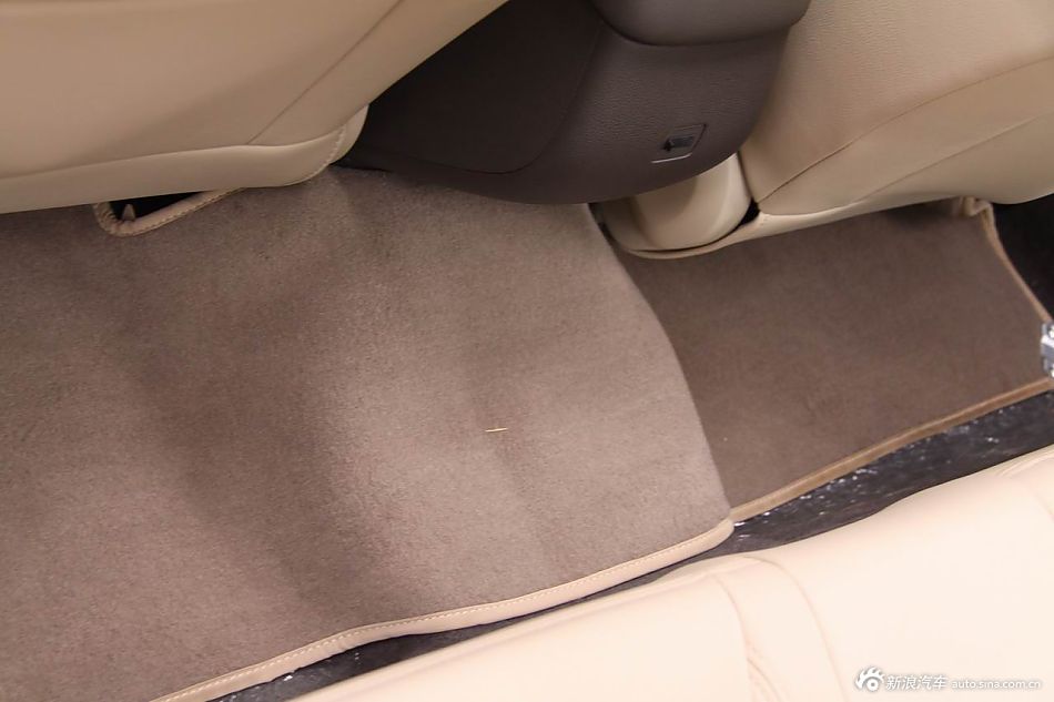 2012款宝骏630自动档