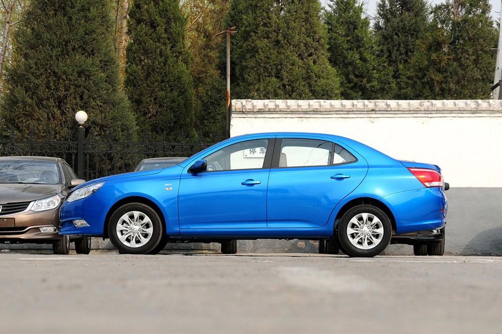 2013款 1.5L MT 精英型 