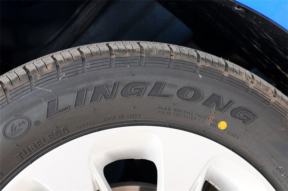 2013款 1.5L MT 精英型