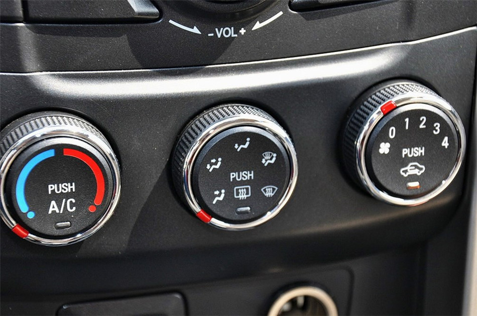 2014款 1.5L MT 舒适型 内饰