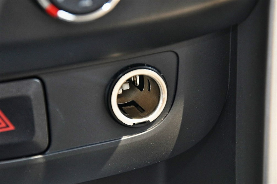 2014款 1.5L MT 舒适型 内饰