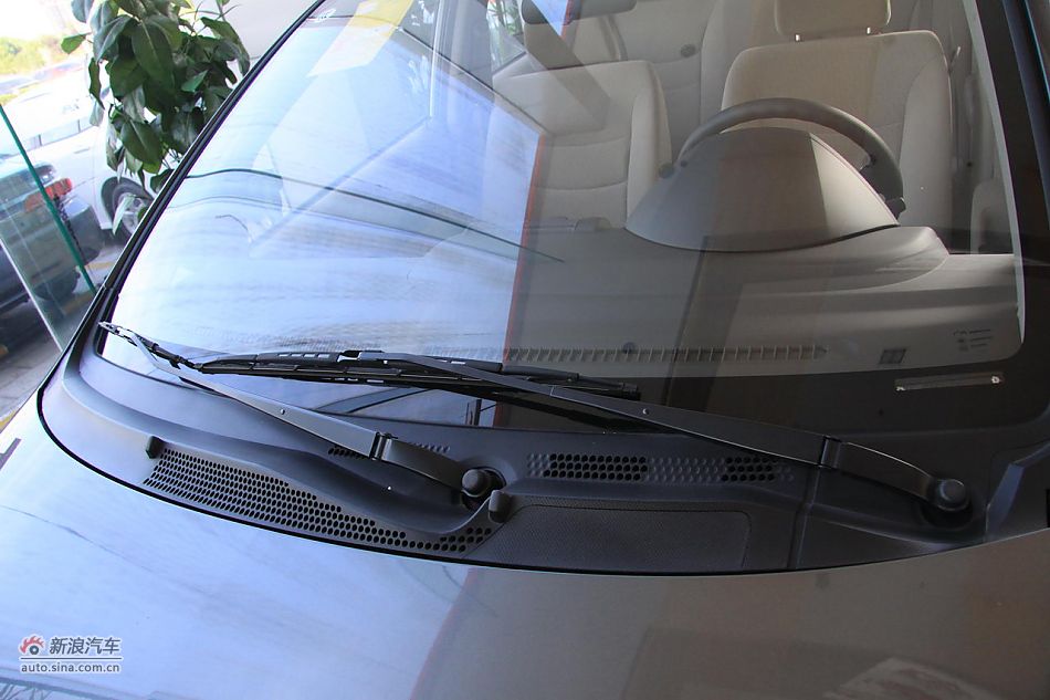 2011款理念S1 1.3L自动舒适版